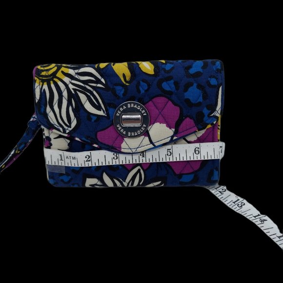 Vera Bradley Wristlet - Picture 4 of 6